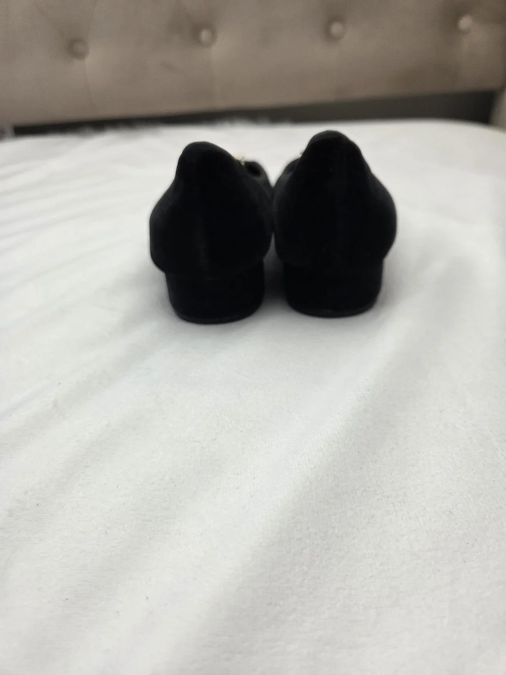 Zara Trafaluc Black Velvet Pearl Bee Embellished Ballet Flats EU 39
